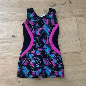 Geometric Kids gymnastics leotard 4/5Y